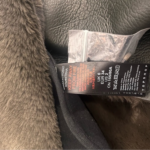 Top shop reversible borg coat 2 coats for the price of one!!! - Picture 2 of 7